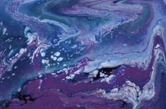 Красочный фон для Фотошопа флюид арт с пурпурными и лазурными разводами.